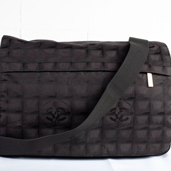 Authentic Black Chanel Nylon Travel Messenger Bag - Picture 1 of 10